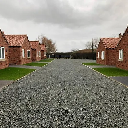 Roccos Retreat Villa Barmston Exterior photo